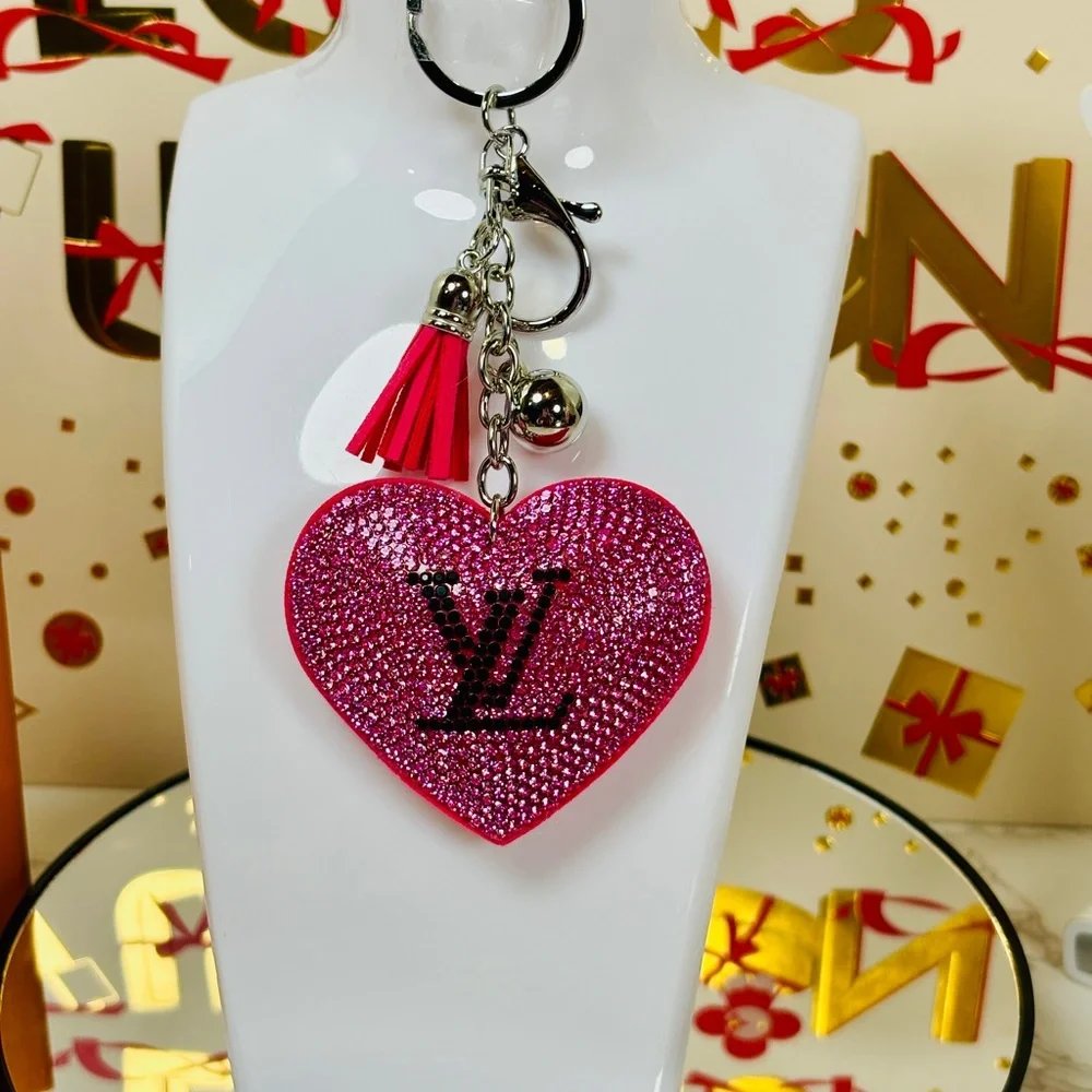 A-1DC-39: BAG CHARM/KEYCHAIN: Fuchsia & Black Rhinestones w/Ball & Tassel, NIB